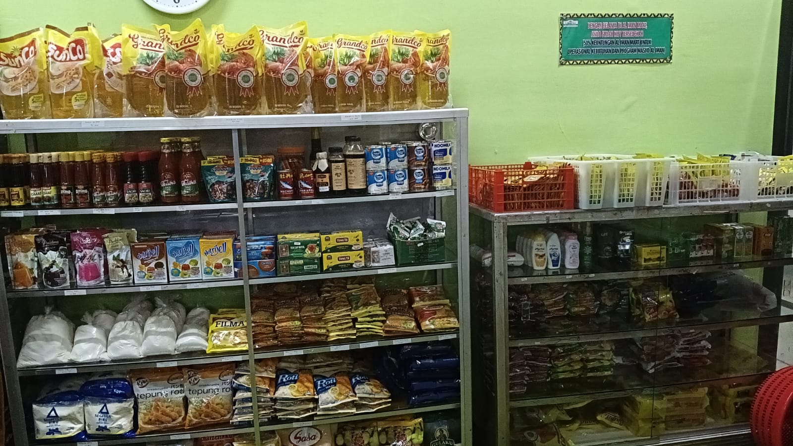 HikmahMart: Tempat Belanja Favorit Warga Mantubkidul
